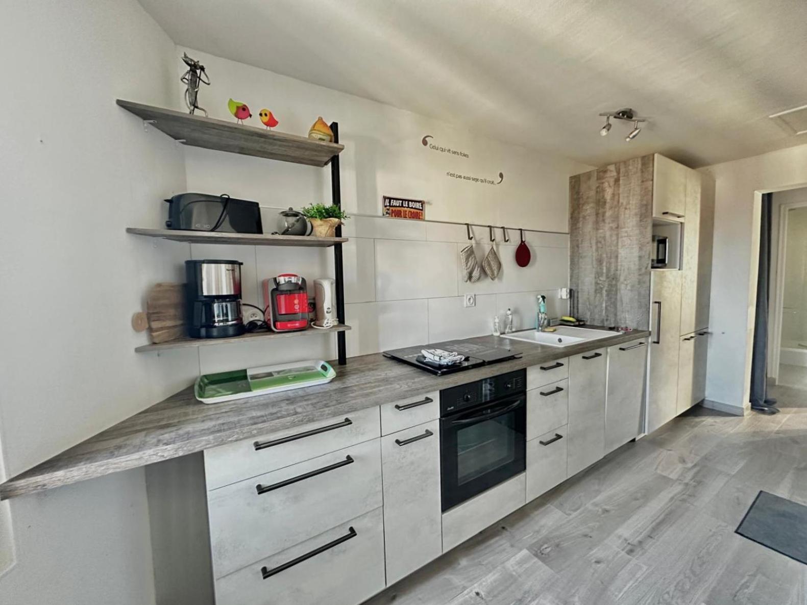 Appartement Pres Du Port Centre Et Plage - Vue Mer Courseulles-sur-Mer Dış mekan fotoğraf